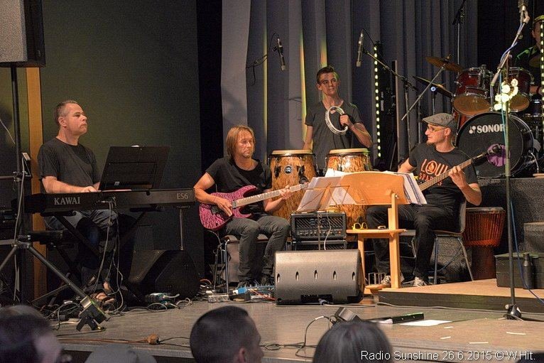 Radio Sunshine proudly presents: Hits & Favourites – Bild 02